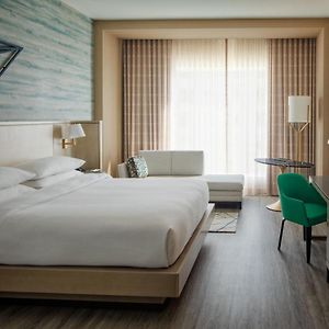 Standard King Room Hearing accessible